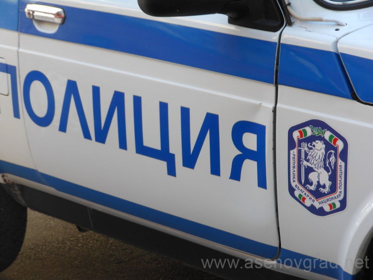 Внимание! Мошенички "развалят" черни магии и по пейките
