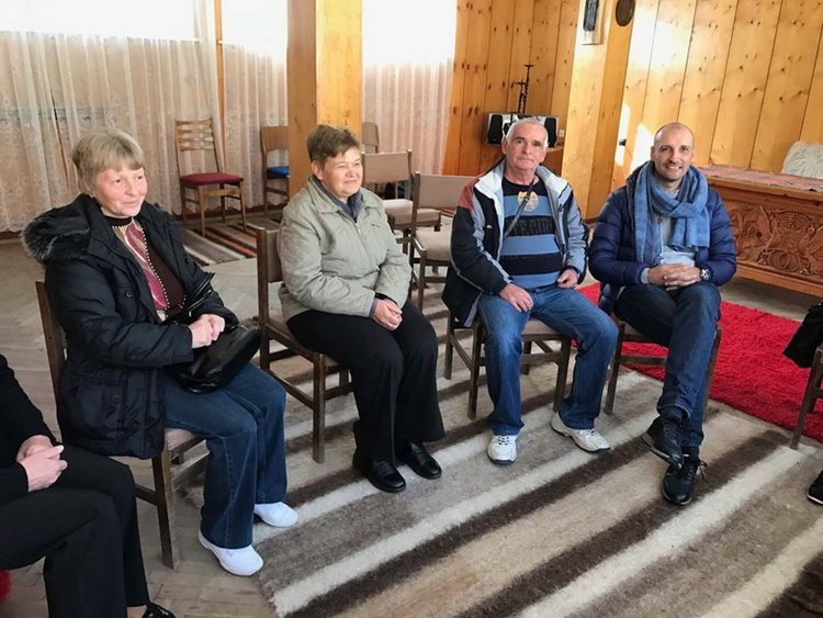 Над 40 приемни родители от Смолян и региона обсъдиха проблемите на приемната грижа със специалисти 