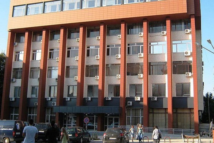 Пробация за даден подкуп на полицейски служители