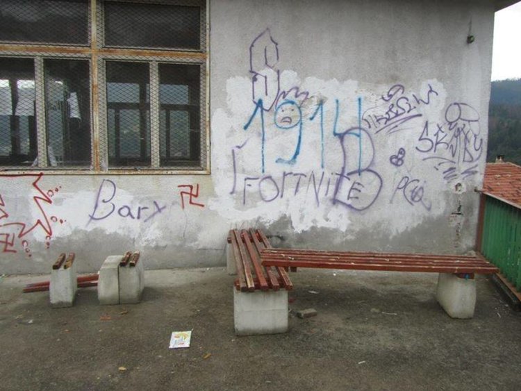 Опасват Смолян с камери за видеонаблюдение, вандалите не спират да трошат и крадат