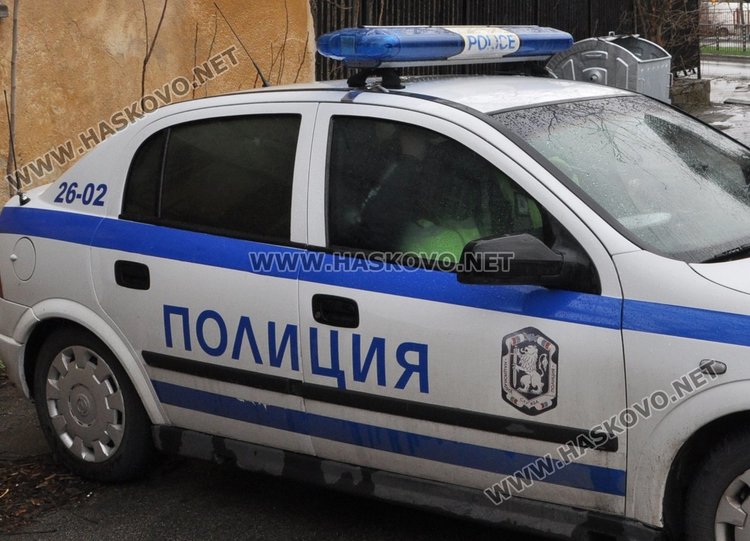 Роми обраха старец, отишли уж да му продават дини
