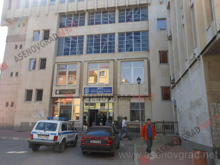 Задържаха пловдивчанин, измамил продавачка в Асеновград