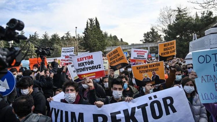 36 арестувани на студентски протести в истанбулски университет