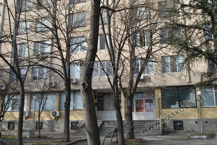 Ковид леглата запълнени в Хасково на 100 %, нови 9 места откриват в Белодробната болница