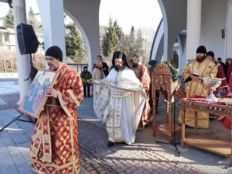 На 6 януари празнуваме Богоявление, ще отбележим и 174 години от рождението на Христо Ботев