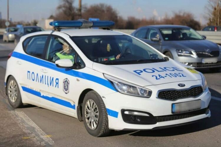 Александър не е открит и в гр. Батановци, издирването на момчето продължава