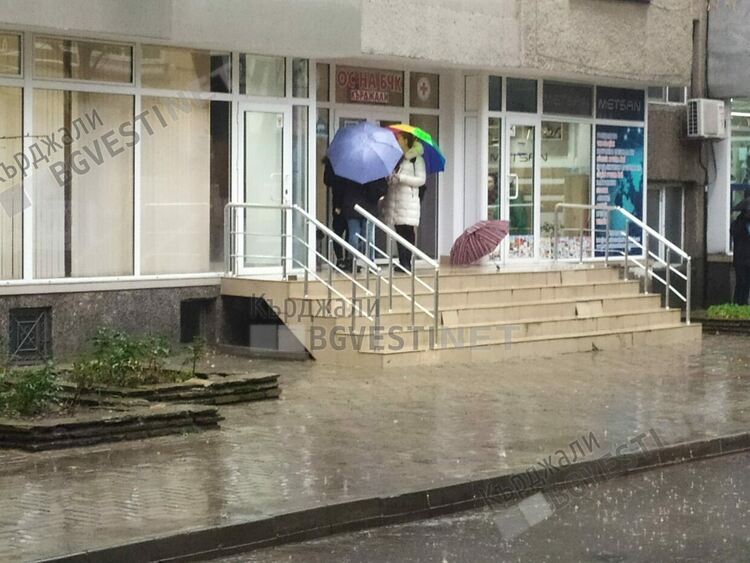   Предимно облачно и ветровито днес в Кърджали