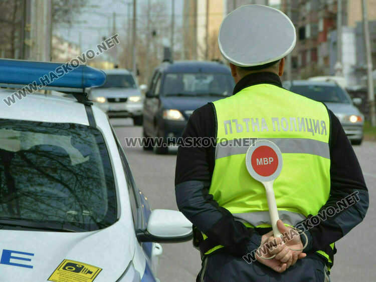 Задържаха 22-годишен, шофирал автомобил след употреба на канабис