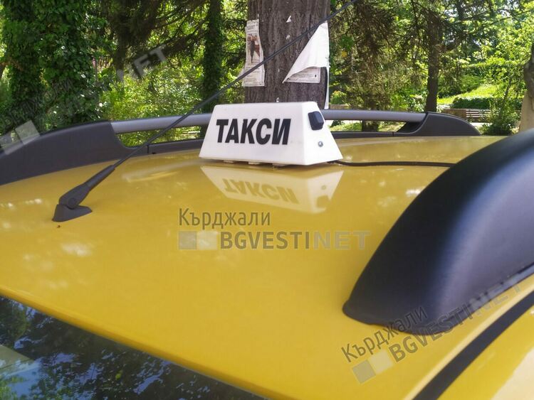 Таксита отказват поръчки в Кърджали,шофьорите-трафикът по Ардински мост е ужасен!