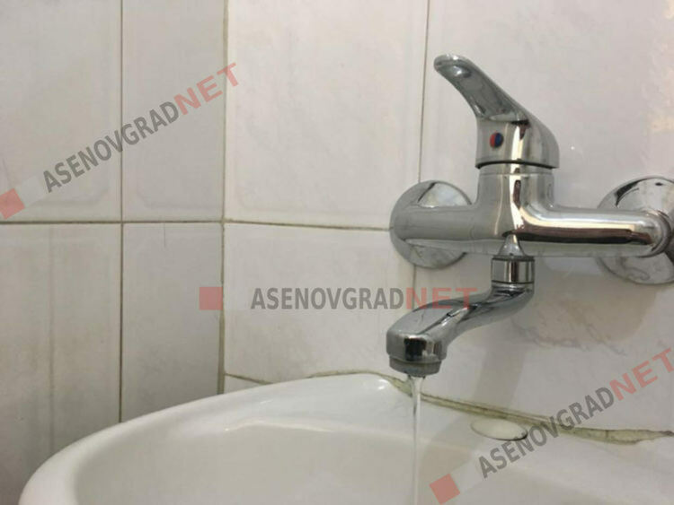 Поредна авария на ул. "Илинден" остави част от Асеновград без вода 