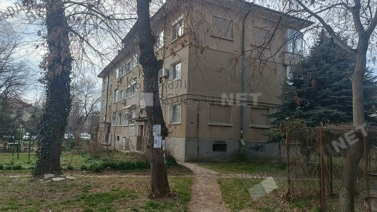  Съседите на сем.Барутчиеви искат право на отговор и призовават:Силвия спри!