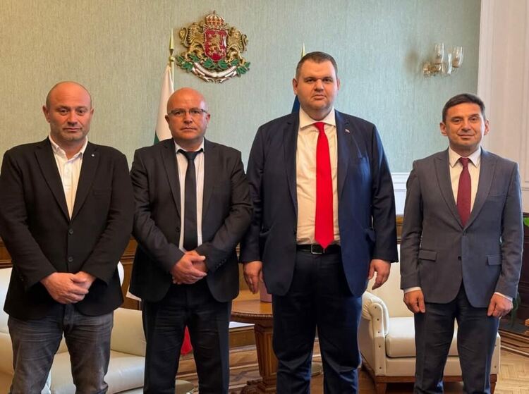 ДПС – Ново начало с нов пробив в Смолянско: Зам.-кметът на Баните Ферад Емин се присъединява към движението