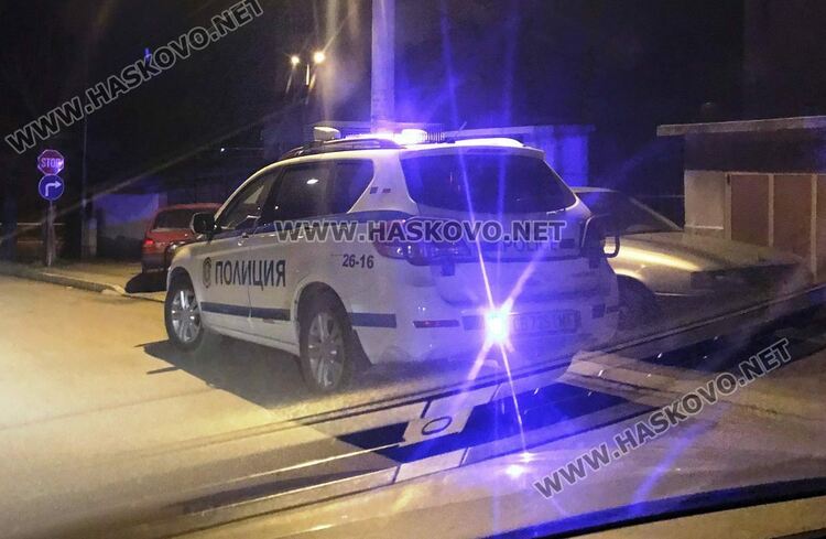 Четирима са задържани за притежание на дрога
