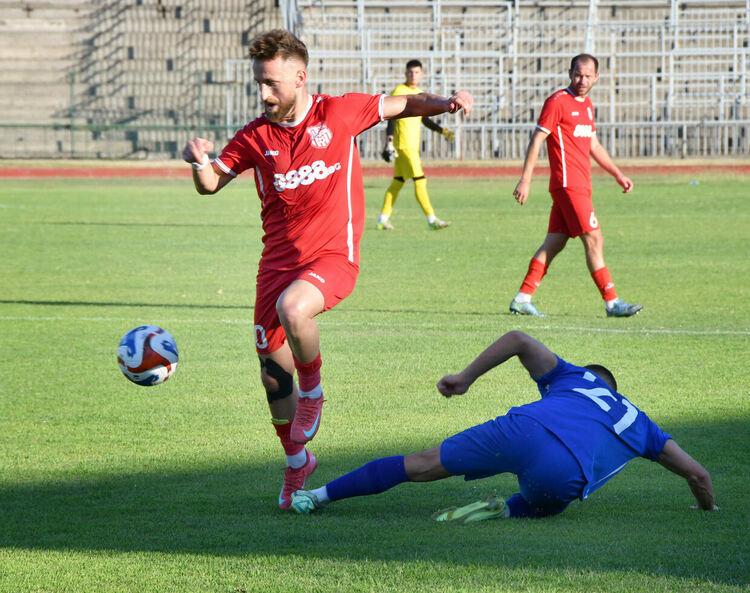 ОФК „Хасково“ стартира сезона с домакинство
