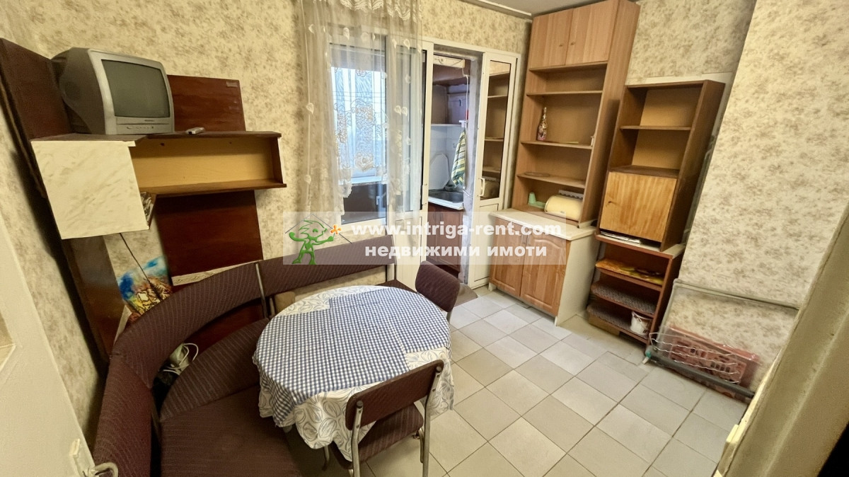№4049 Двустаен апартамент за продажба в квартал Дружба - до ритейл парк Хасково.