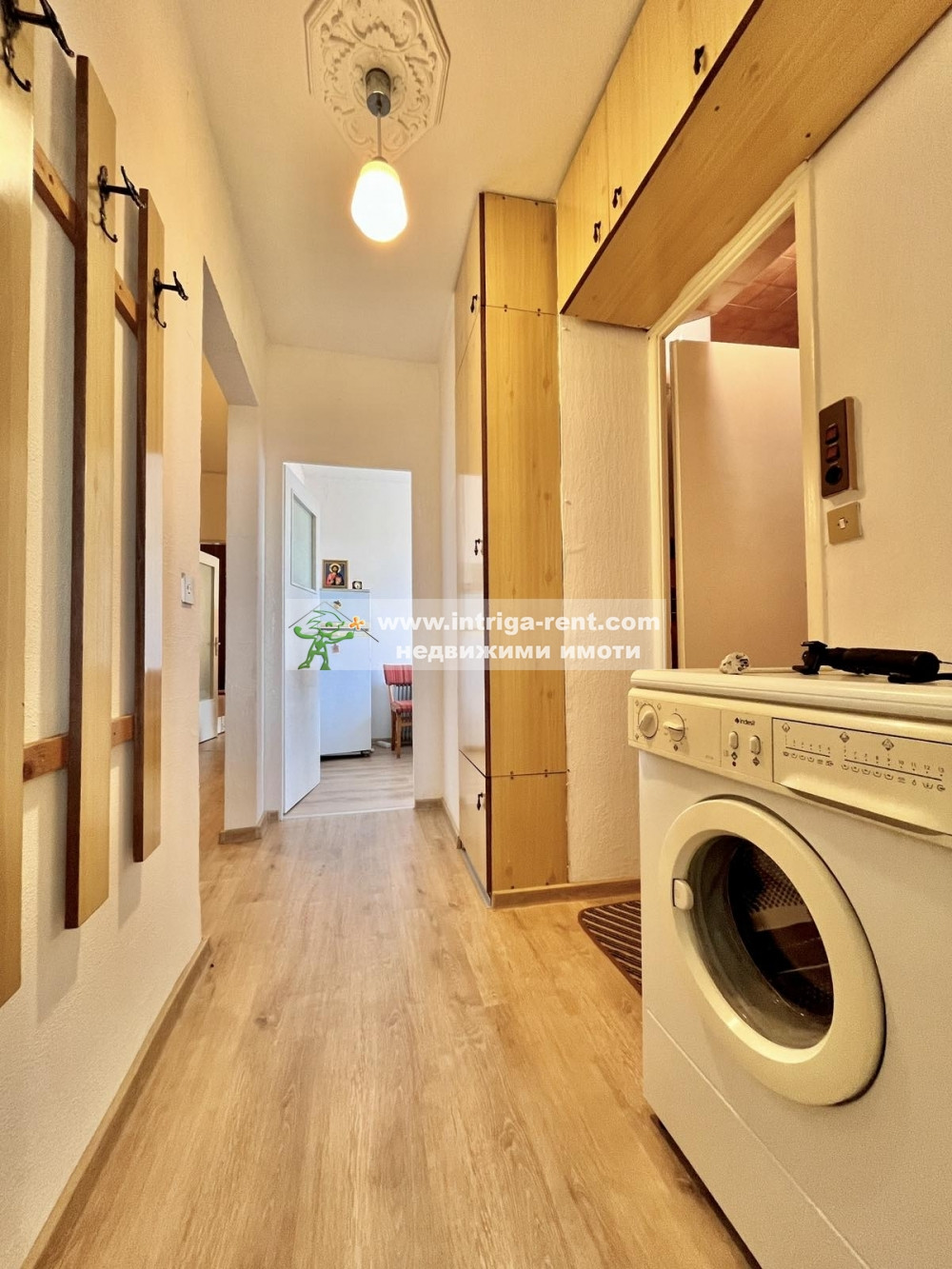 №3900 Двустаен апартамент за продажба в близост до училище ”Иван Рилски”,квартал Дружба.