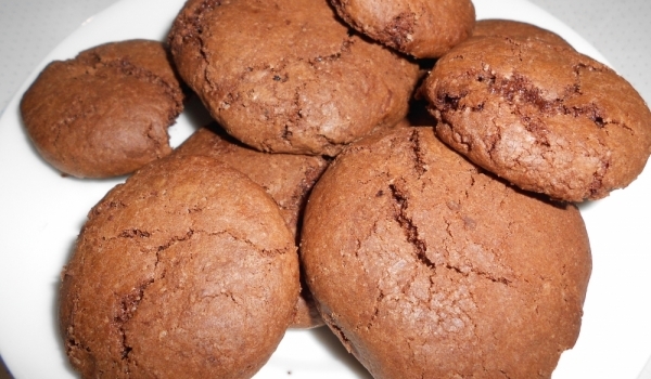 Какаови бисквити със сусамов тахан