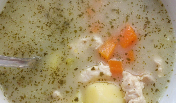 Пилешка супа с тиквички