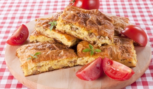 Баница с пуешко месо