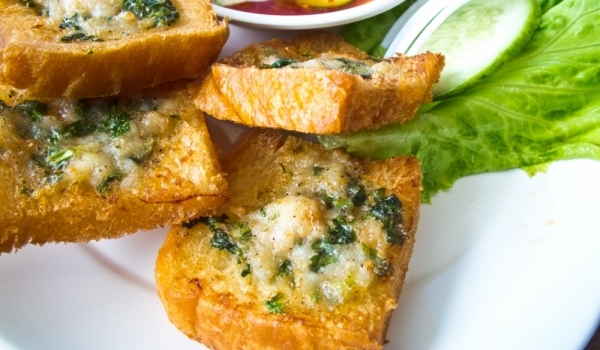 Пържен хляб с кашкавал